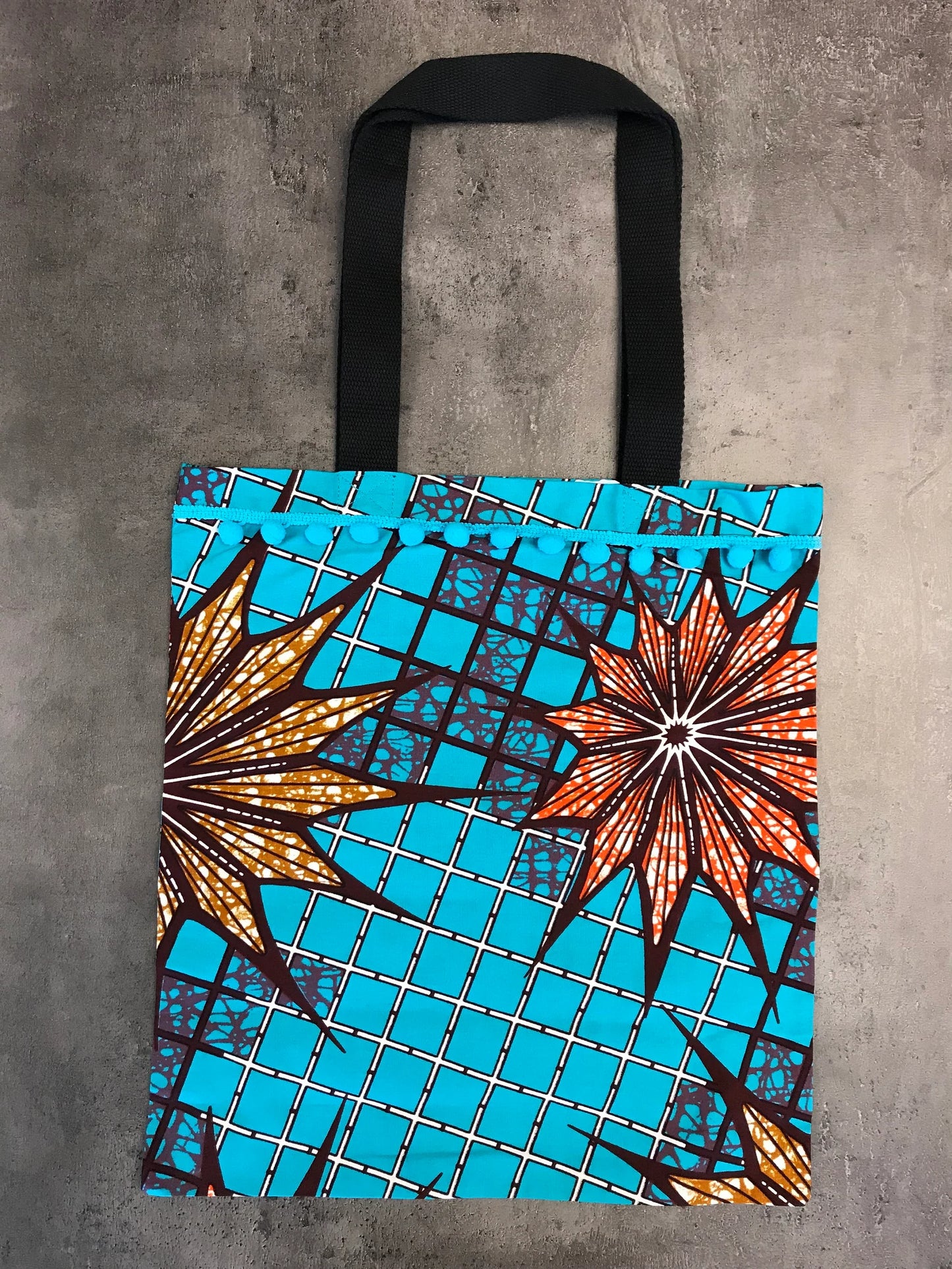 Totebag in wax - Jean-Louis pompoms