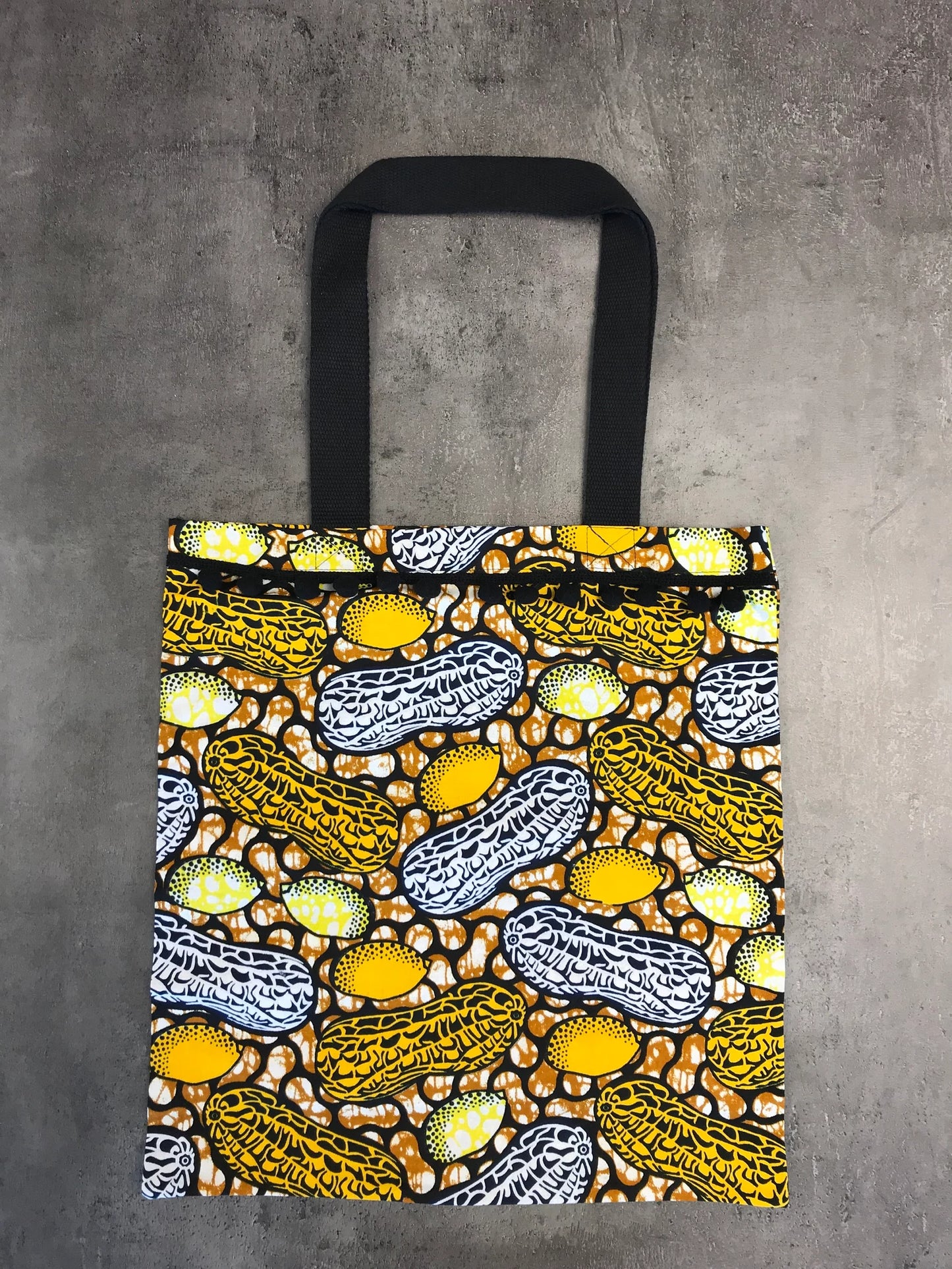 Totebag in wax - Joseph pompoms